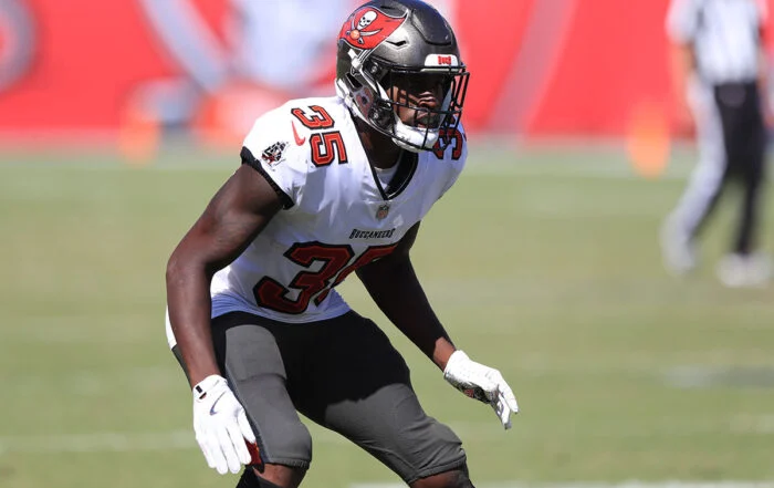 Bucs Cb Jamel Dean