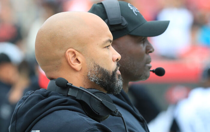 Bucs Olbs Coach Larry Foote And Head Coach Todd Bowles