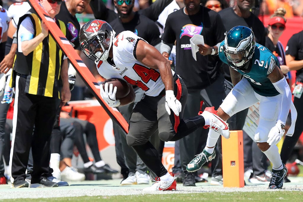 Pewter Report Podcast: Bucs We'Re Buying Stock In 2 Bucs Rb Sean Tucker