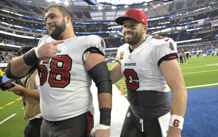 Bucs Lg Ben Bredeson And Qb Baker Mayfield - Photo By: Usa Today