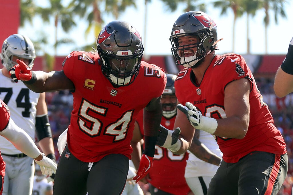 David Lavonte Will Gholston Bucs Raiders Celebrate