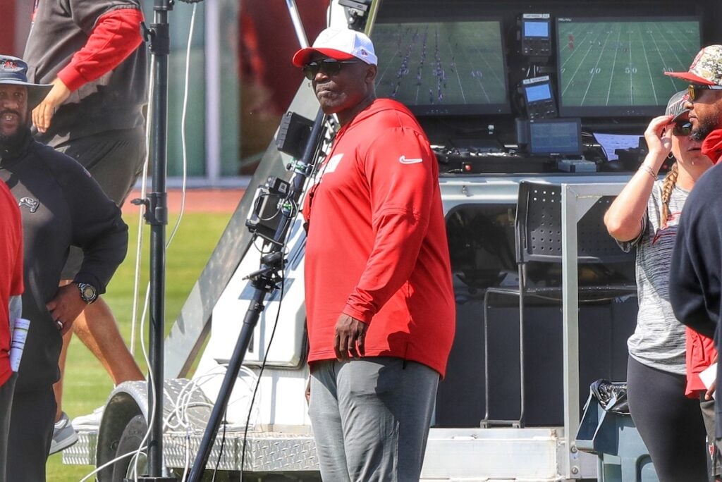 Bucs Hc Todd Bowles - Photo By: Cliff Welch P/R