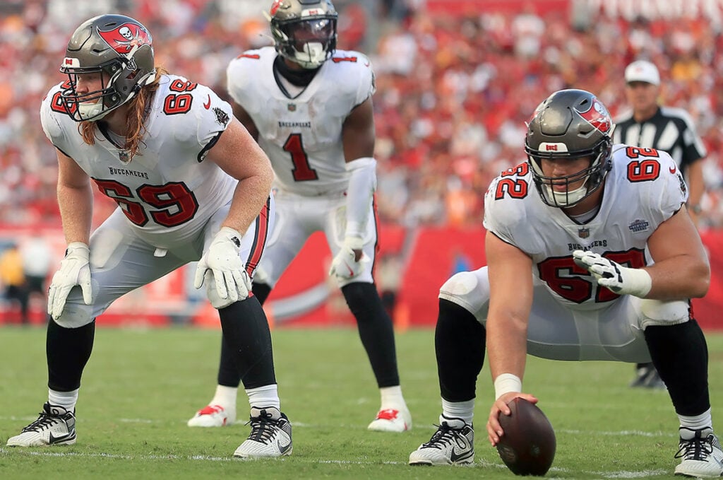 Bucs' Talented Offensive Linemen Are Pricks On The Field 3 Bucs Rg Cody Mauch And C Graham Barton