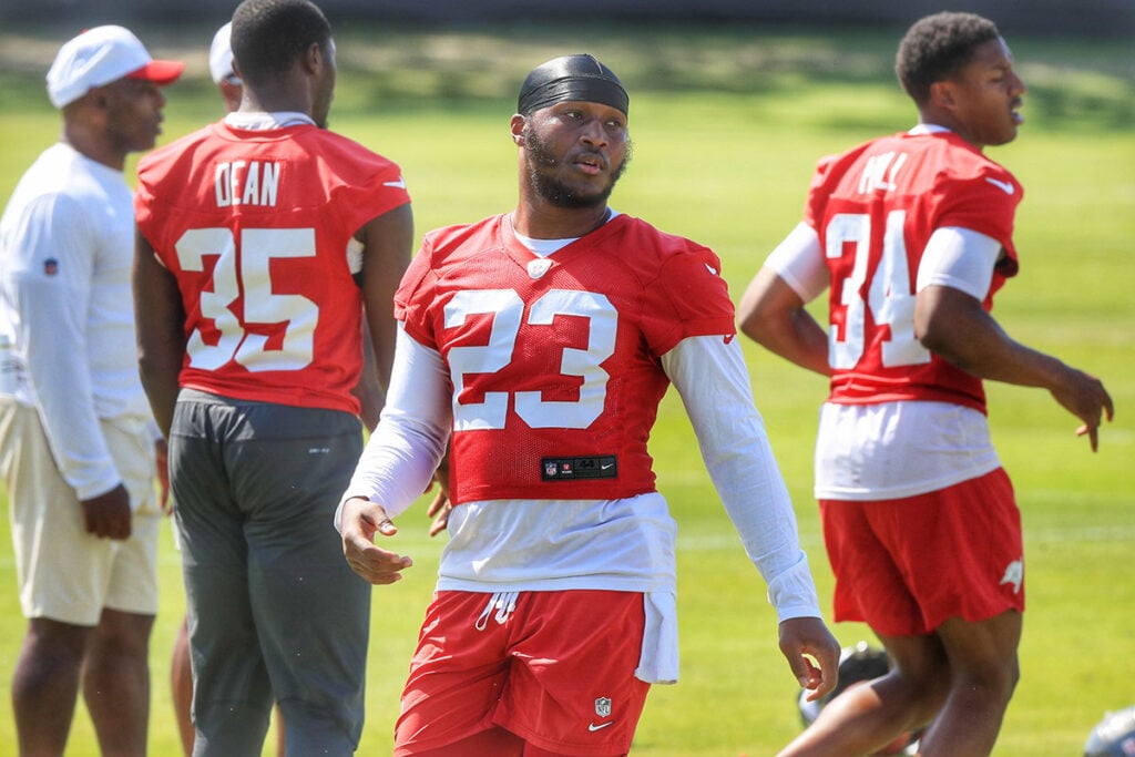 Bucs' Nickel Spot Has More Competition Than Expected 2 Bucs S Tykee Smith