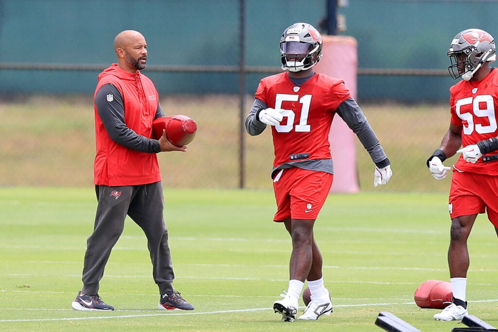 Pewter Pulse: Is David Walker The Next Shaq Barrett For The Bucs? 2 Bucs Olbs Coach Larry Foote And Olb David Walker