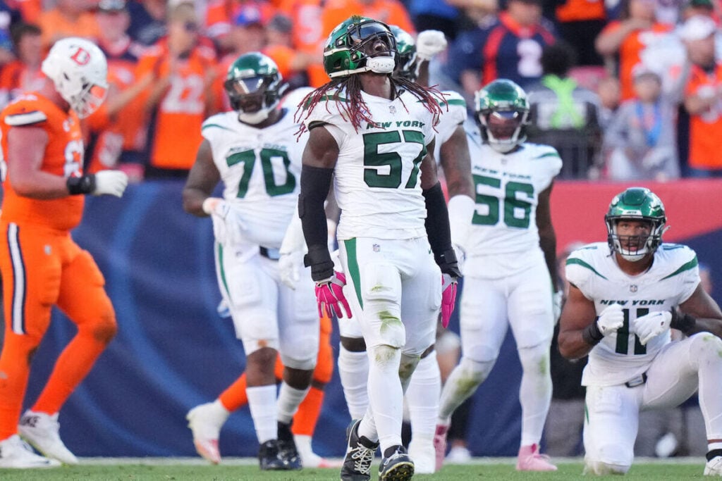 Should Bucs Add 5-Time Pro Bowl Ilb Into The Mix? 3 Jets Ilb C.j. Mosley