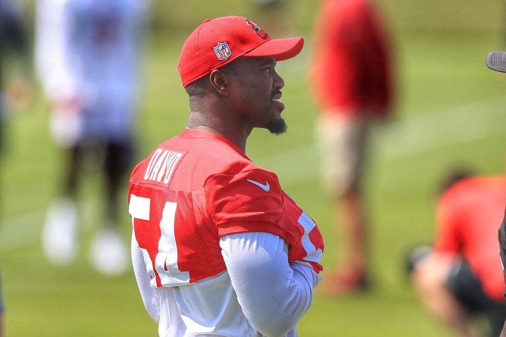 4 Bucs Who Could Be Future Coaches 2 Bucs Ilb Lavonte David