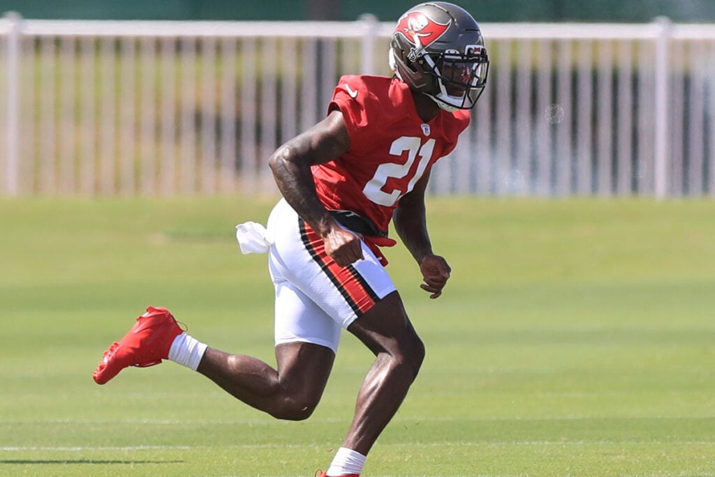 Bucs Cb Benjamin Morrison