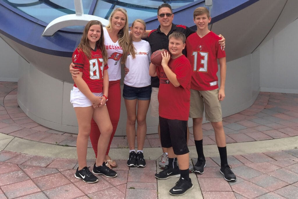 Commemorating Scott Reynolds' 30 Years Of Bucs Coverage 4 Scott Reynolds Pewter Report