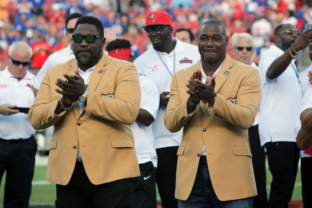Pewter Report'S Top 50 All-Time Bucs: Complete List 2 Bucs Legendary Dt Warren Sapp And Lb Derrick Brooks