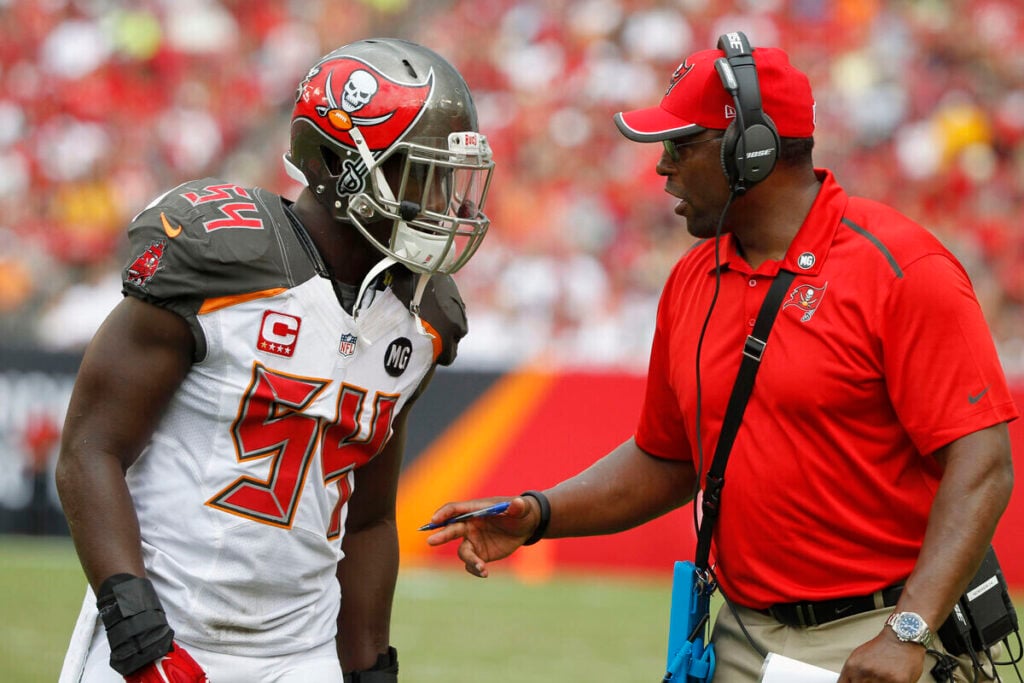 Rondé Barber Believes This Former Bucs Teammate Deserves More Love 3 Bucs Ilb Lavonte David And Former Ilb/Ilbs Coach Hardy Nickerson