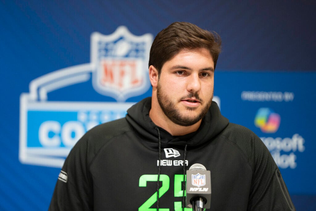Bucs C Jake Majors