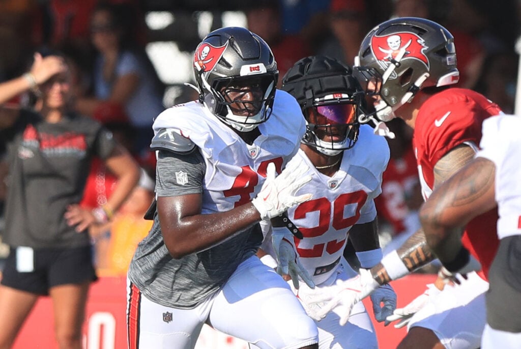 Pr Roundtable: Which Bucs Player Do You Want To See Step Up In Camp? 4 Bucs Olb Chris Braswell