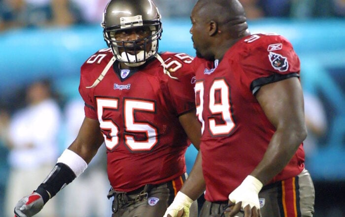 Bucs Legendary Lb Derrick Brooks And Dt Warren Sapp
