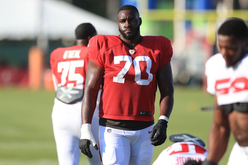 Sr'S Fab 5: Inside Scoop And Analysis From Bucs Camp 5 Bucs Ot Ben Chukwuma