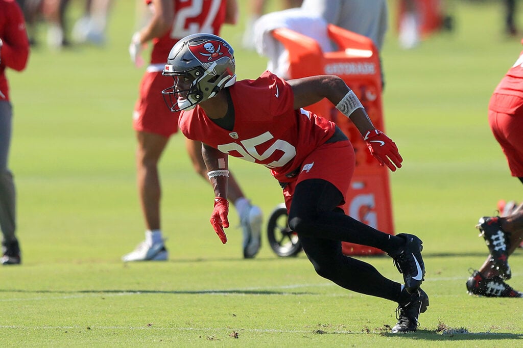 Bucs Camp Insider 7-27: Secondary Continues To Shine 4 Bucs Cb Jacob Parrish