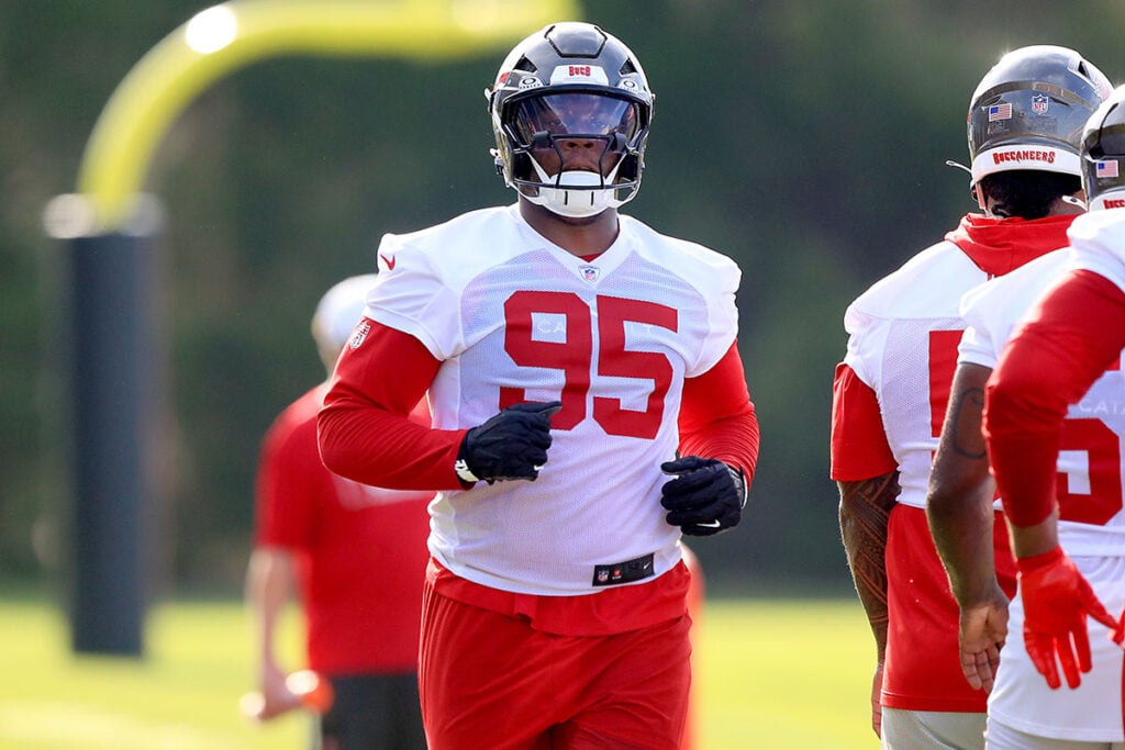 Bucs To Watch In Preseason Week 1 Vs. Titans: Defense 3 Bucs Dt Elijah Roberts