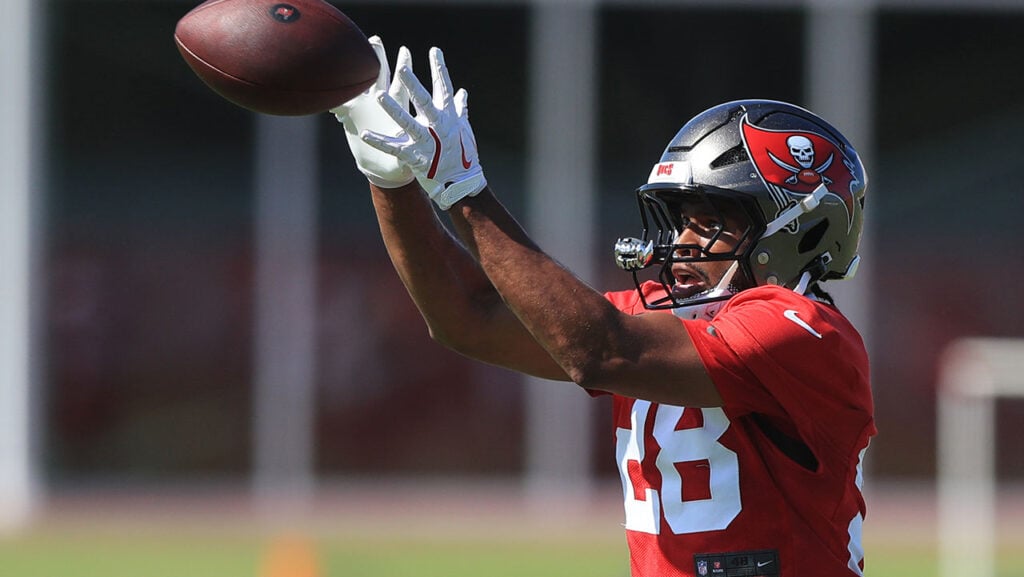 Bucs S Shilo Sanders