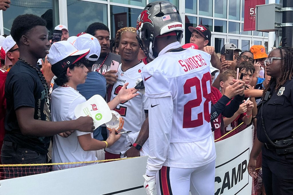 Bucs Camp Insider 7-25: Baker Mayfield Leads Offense'S Rebound 6 Bucs S Shilo Sanders