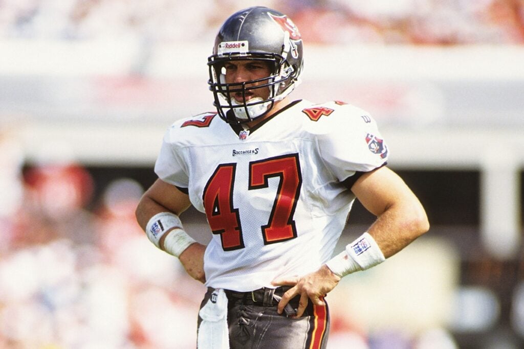 Watch: Bucs' 50 Most Memorable Games Part 2 2 Former Bucs S And Pro Football Hall Of Famer John Lynch