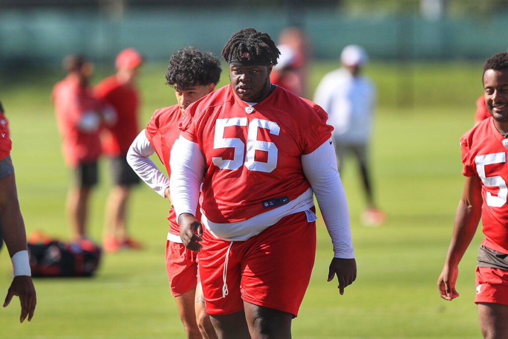 Bucs Dt Desmond Watson