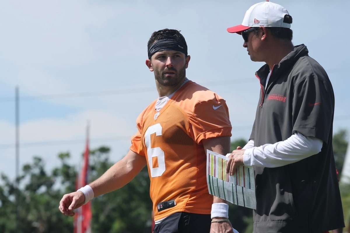 Bucs Qb Baker Mayfield And Oc Josh Grizzard