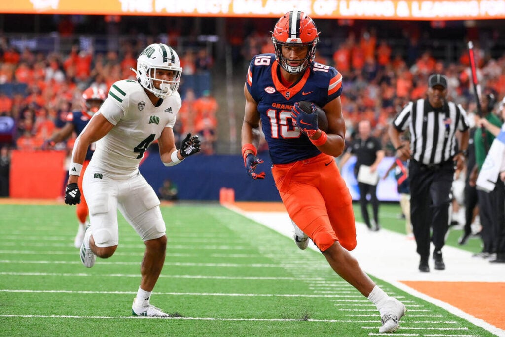Former Ohio Cb Roman Parodie And Former Syracuse Te Oronde Gadsden Ii