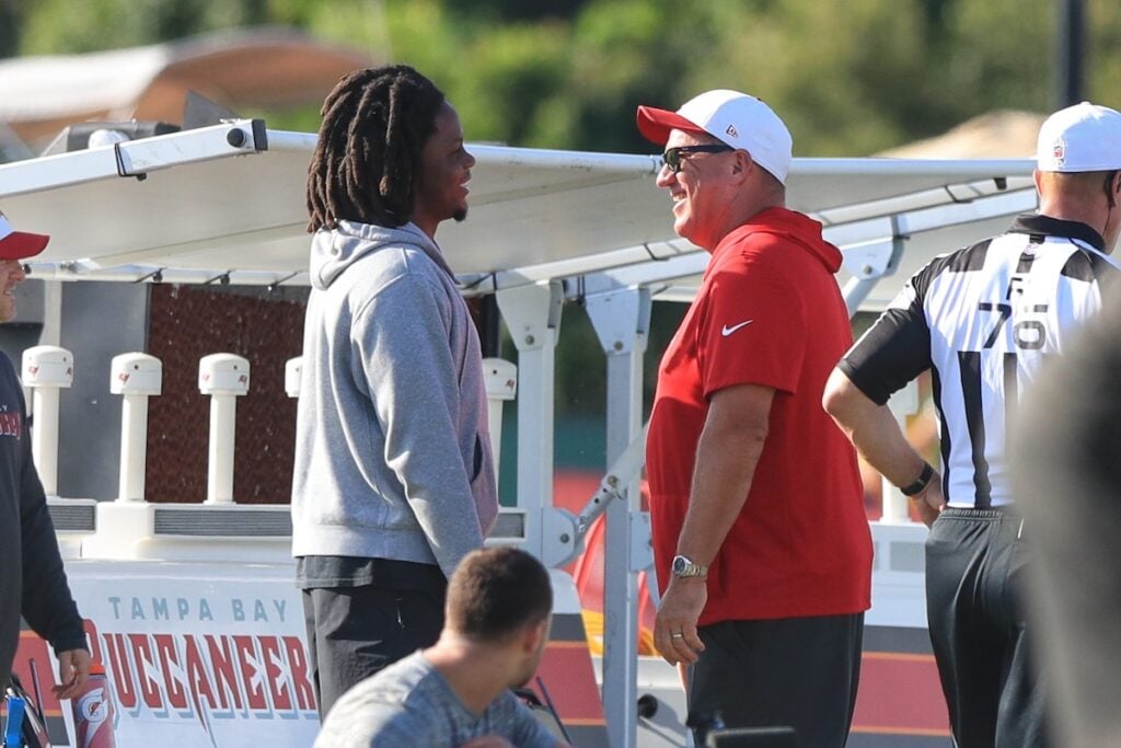 Pewter Report Podcast: Bucs Bring In Qb Teddy Bridgewater 2 Bucs Qb Teddy Bridgewater And Gm Jason Licht - Photo By: Cliff Welch P/R