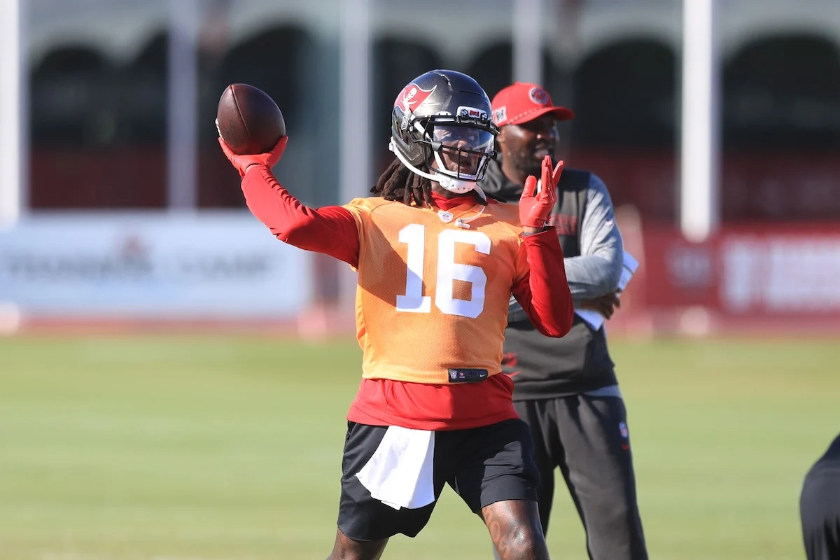 Bucs Qb Teddy Bridgewater - Photo By: Cliff Welch P/R