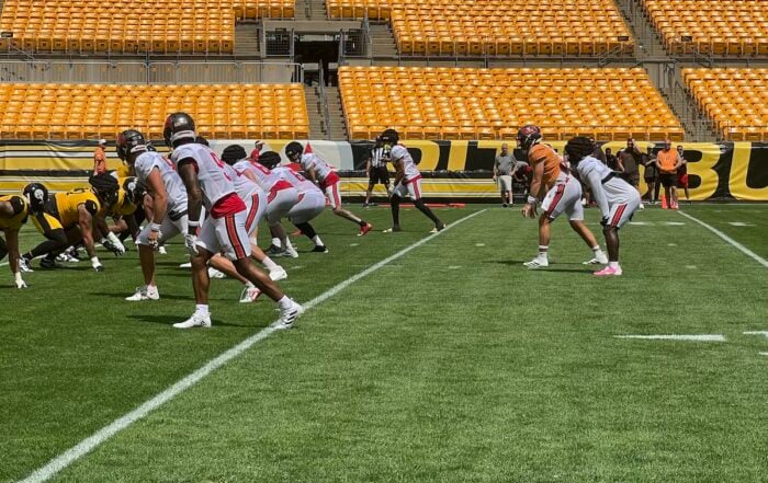 Bucs Offense Vs. Steelers - Photo By: Matt Matera P/R