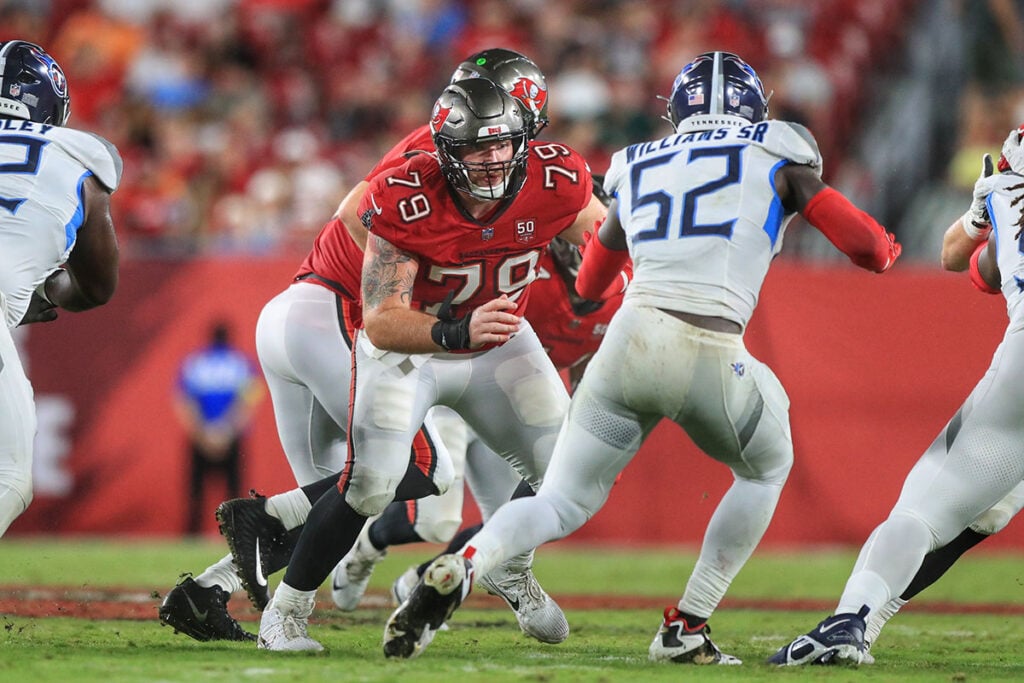 Bucs Ol Elijah Klein