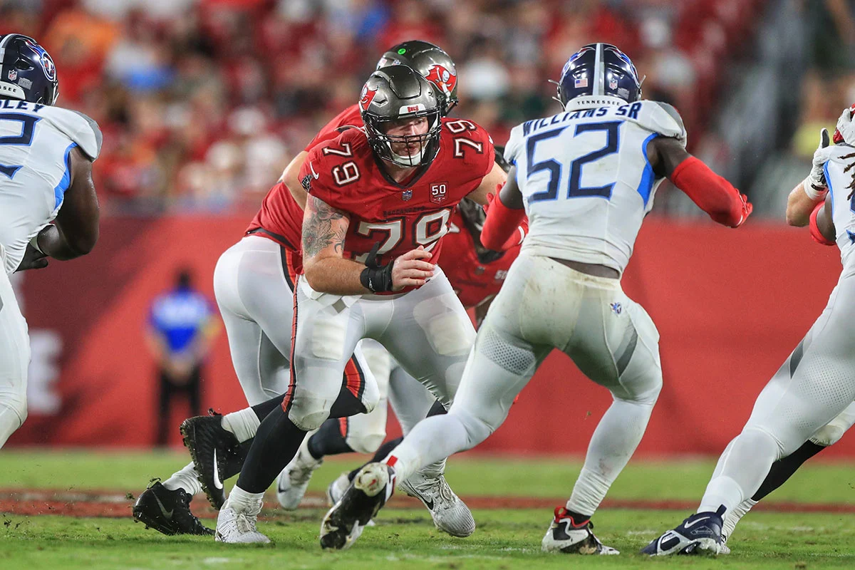 Bucs Ol Elijah Klein
