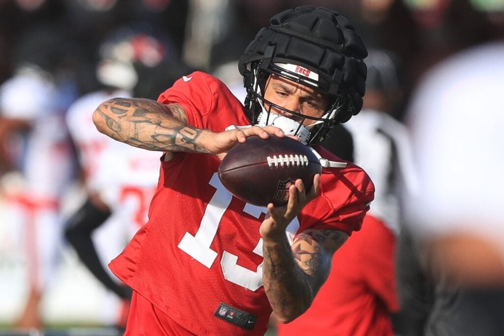 Bucs Camp Insider 8-5: Team Leaders Return, Sloppy Play In Trenches 7 Bucs Wr Mike Evans - Photo By: Cliff Welch P/R