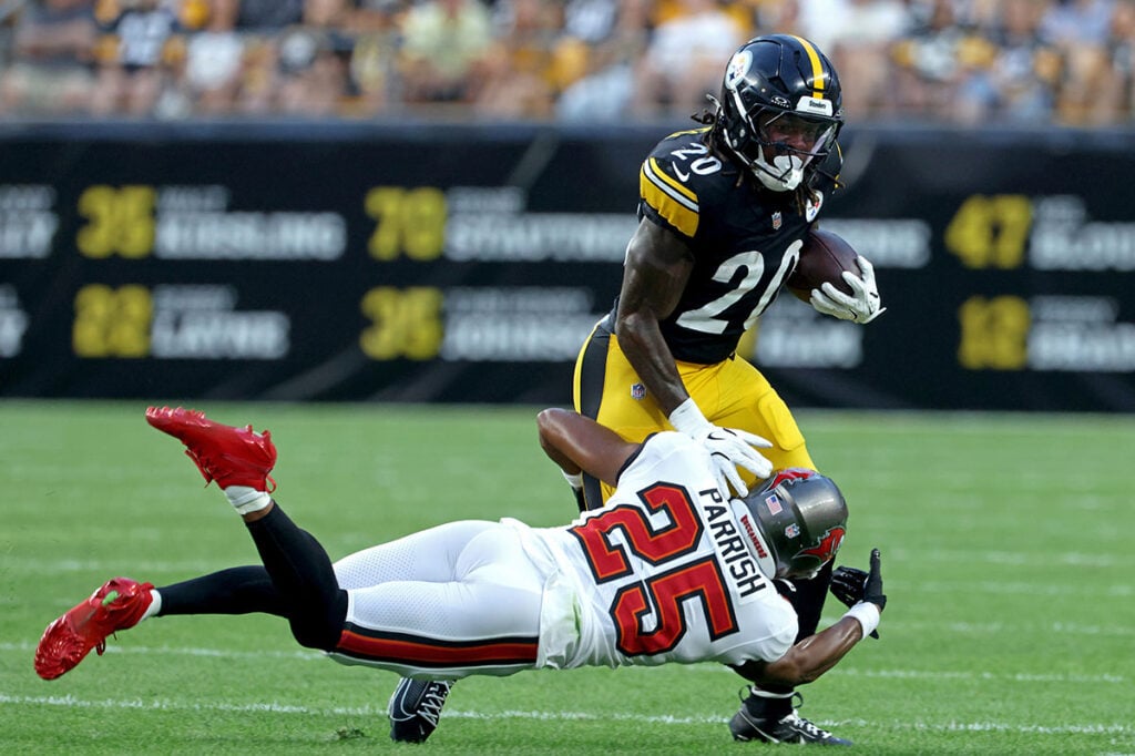 Bucs Cb Jacob Parrish And Steelers Rb Kaleb Johnson
