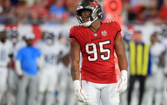 Bucs Dt Elijah Roberts