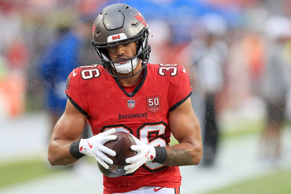 Bucs Db J.j. Roberts