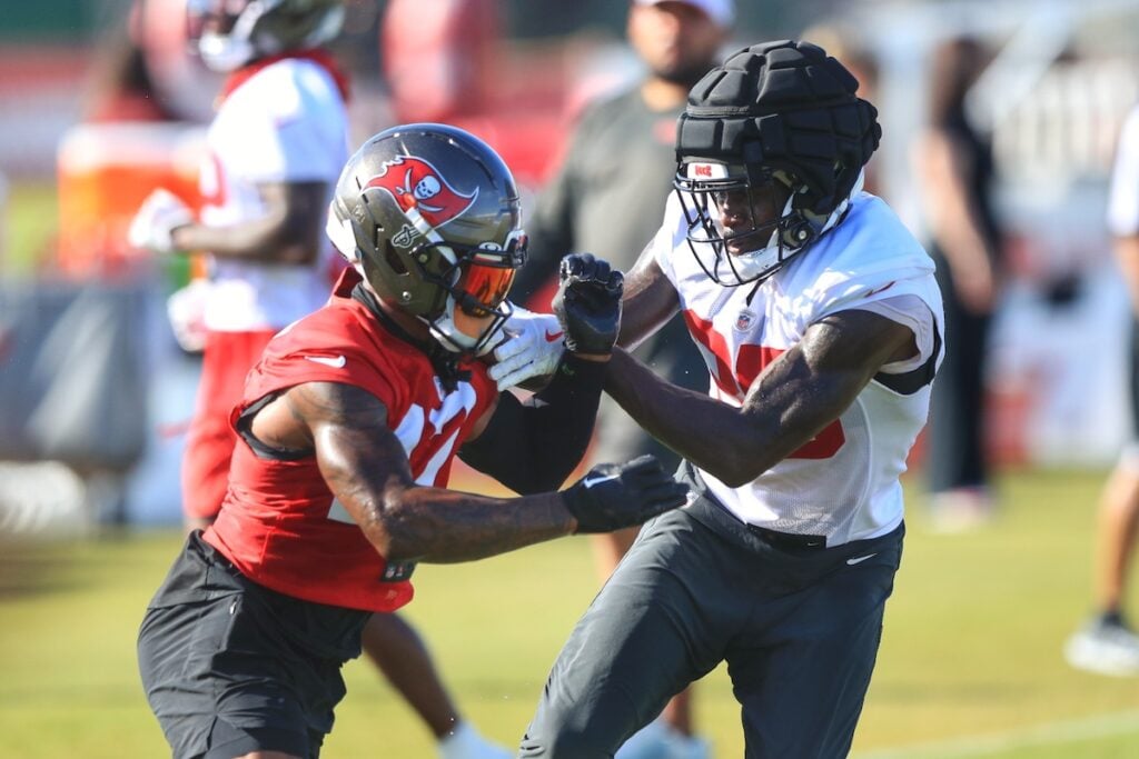 Bucs Wr Sterling Shepard And Cb Jamel Dean - Photo By: Cliff Welch P/R