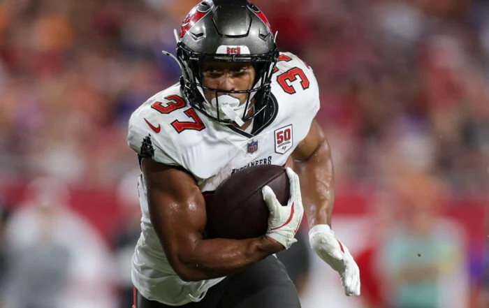 Bucs Rb Josh Williams
