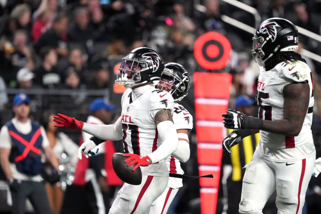 Falcons S Justin Simmons