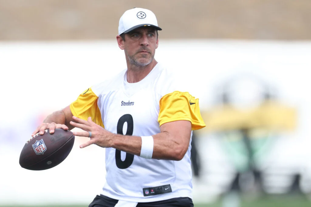 Pr Roundtable: What Do We Want To See From Bucs-Steelers Battles This Week? 6 Steelers Qb Aaron Rodgers