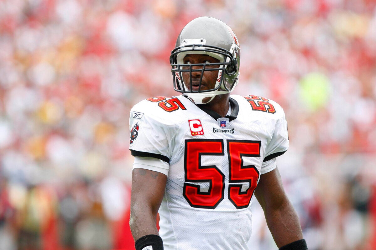 Legendary Bucs Lb Derrick Brooks