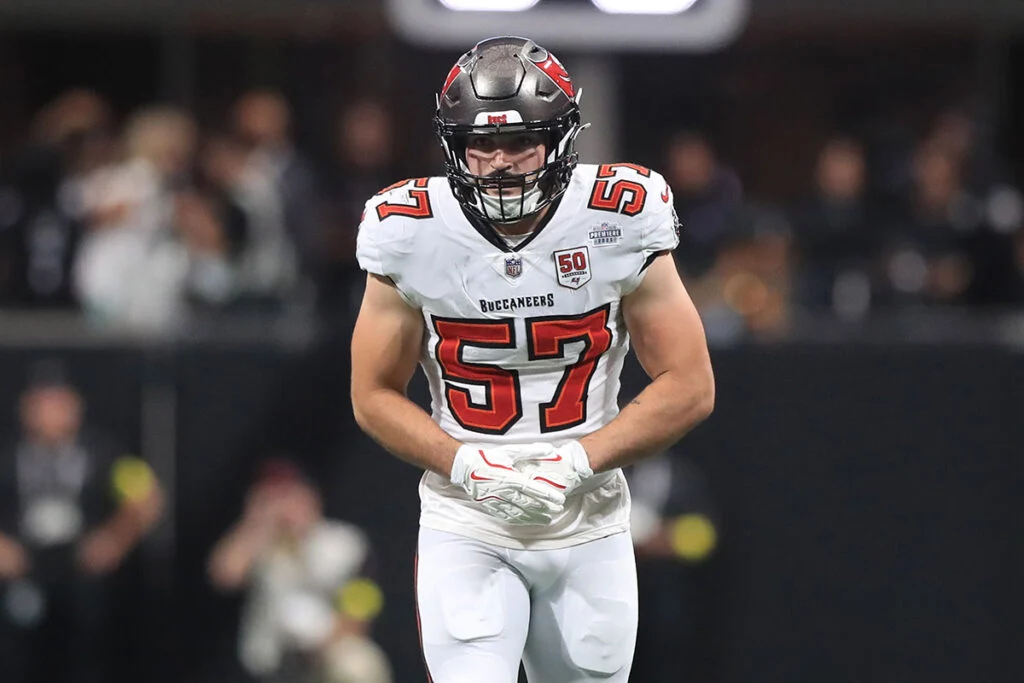 Bucs Defense Gets Week 18 Boost 3 Bucs Ilb John Bullock