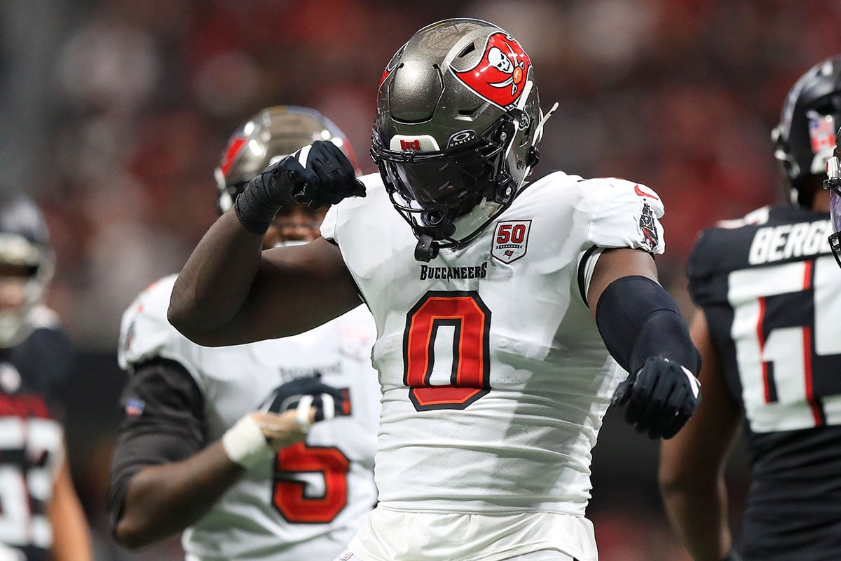 Diaby-Yaya-Bucs-Falcons-Flex-Celebrate Bucs Olb Yaya Diaby