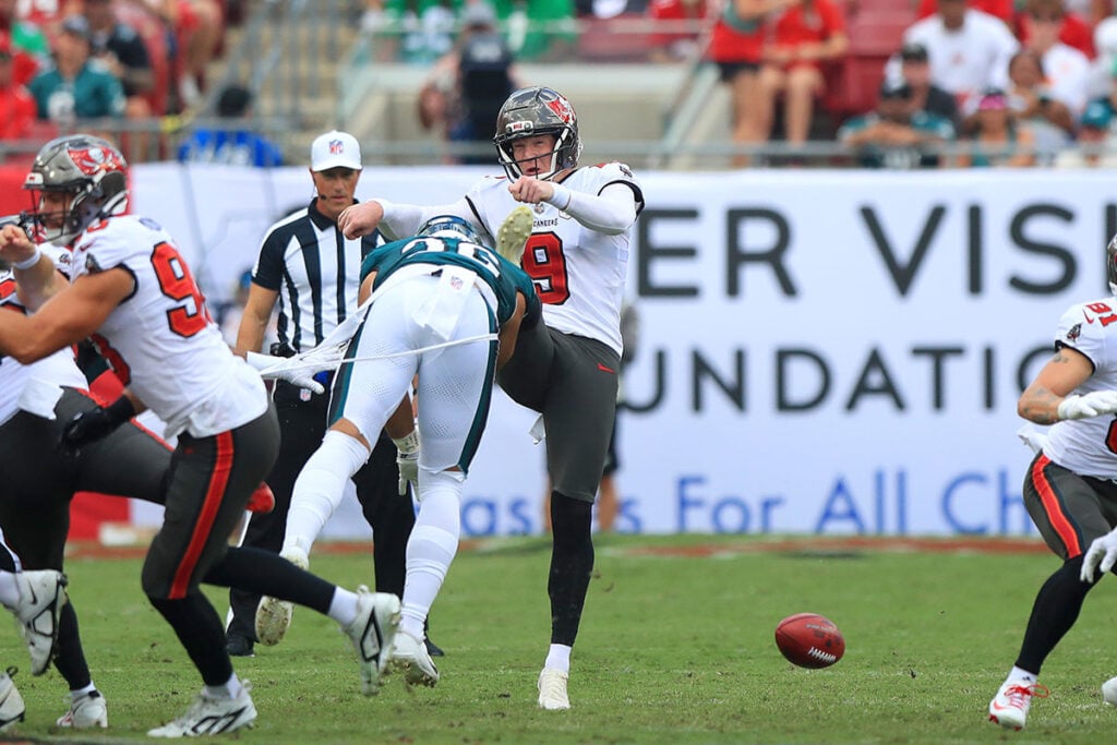 Bucs P Riley Dixon