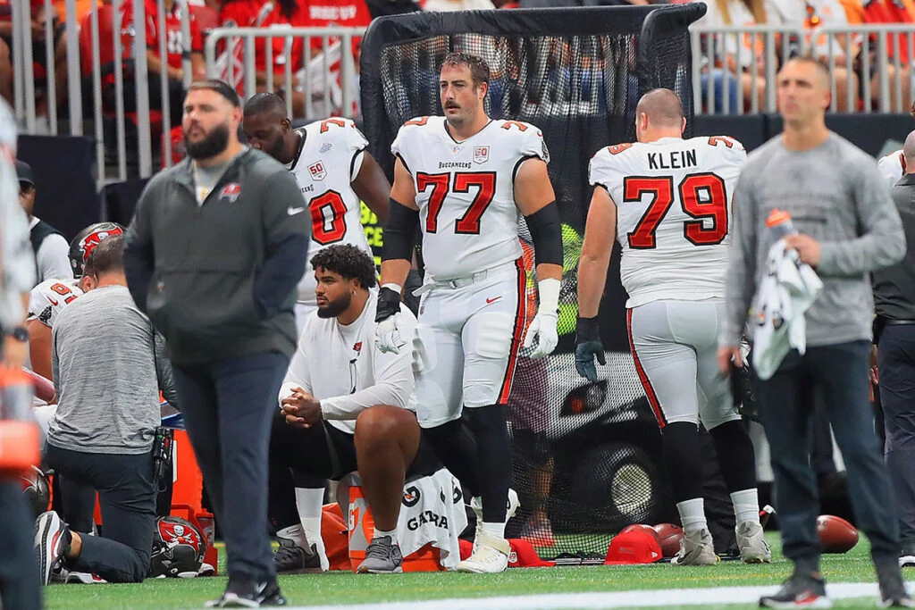 Bucs Ot Charlie Heck