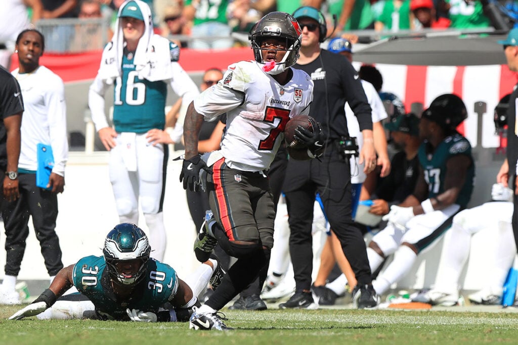 Irving Bucky Bucs Eagles Td Catch Run
