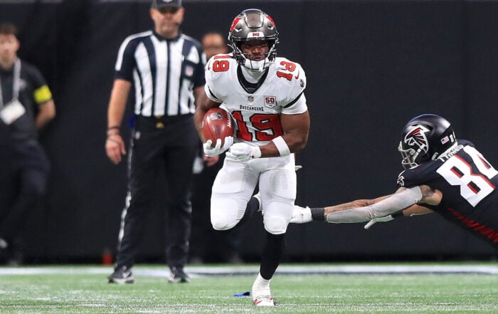 Bucs Wr-Pr Kameron Johnson