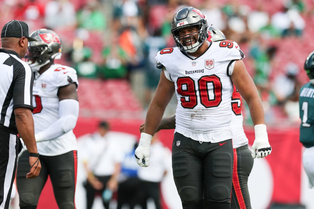 Bucs Dt Logan Hall - Photo By: Usa Today