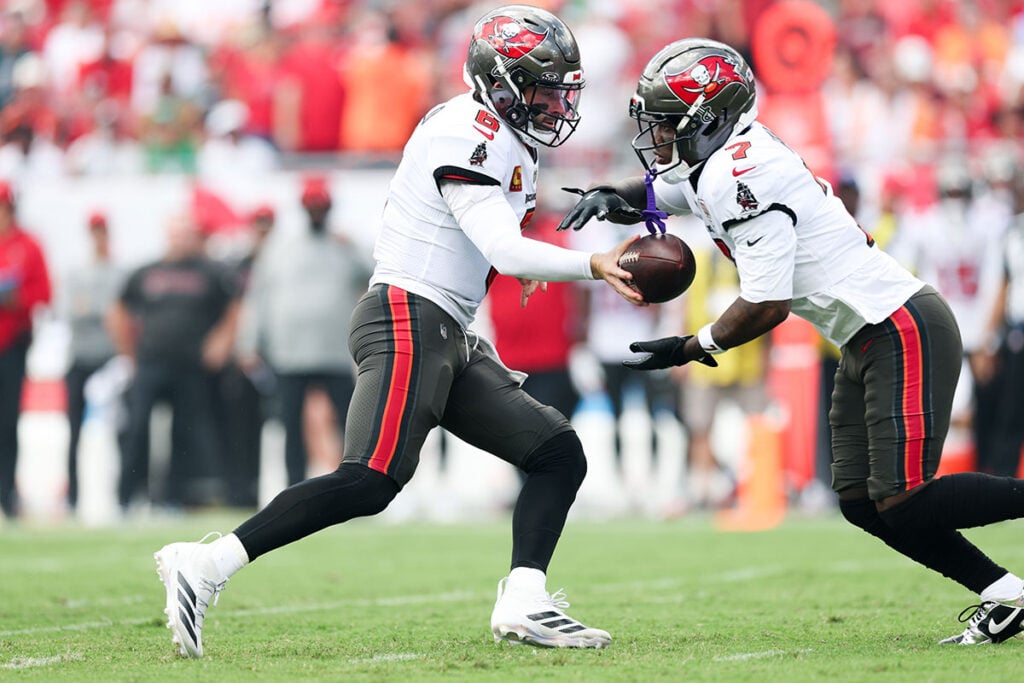 Bucs Qb Baker Mayfield And Rb Bucky Irving