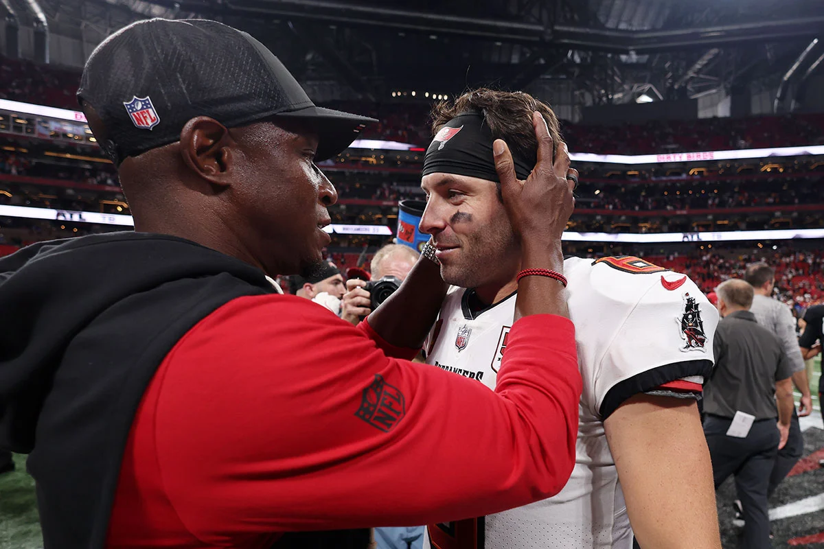 Bucs Qb Baker Mayfield And Falcons Hc Raheem Morris